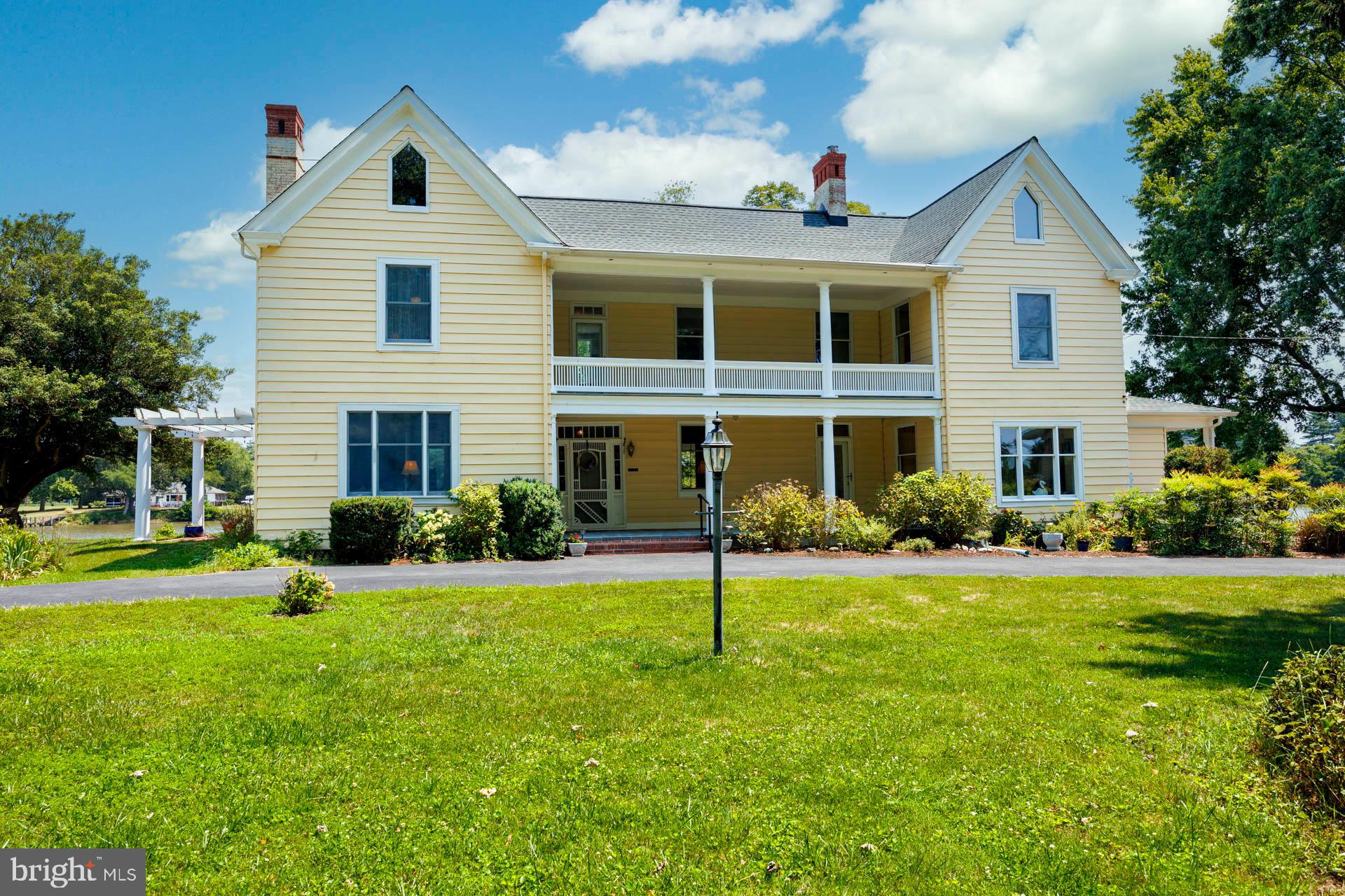 2208 HORNS POINT ROAD