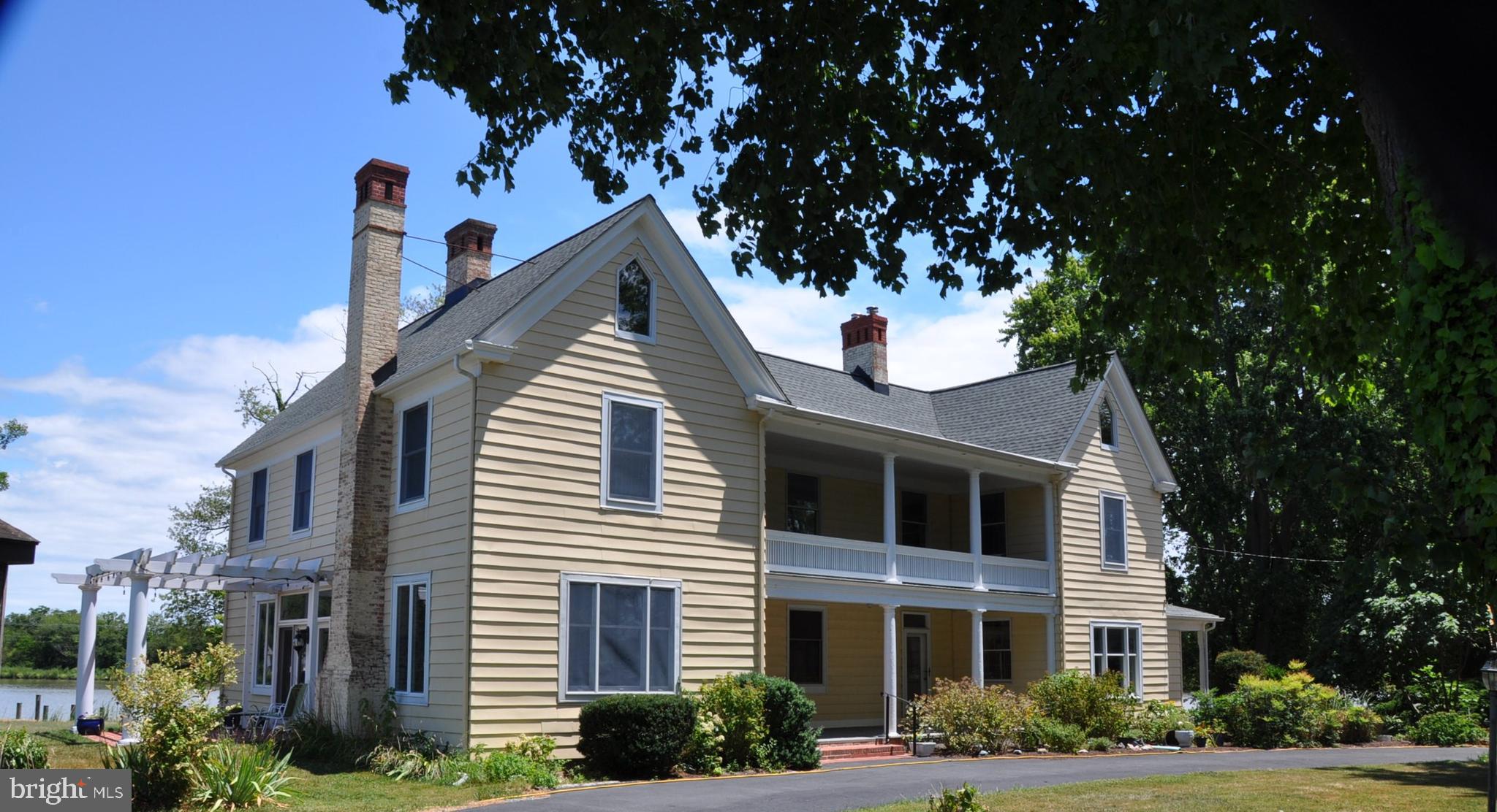 2208 HORNS POINT ROAD