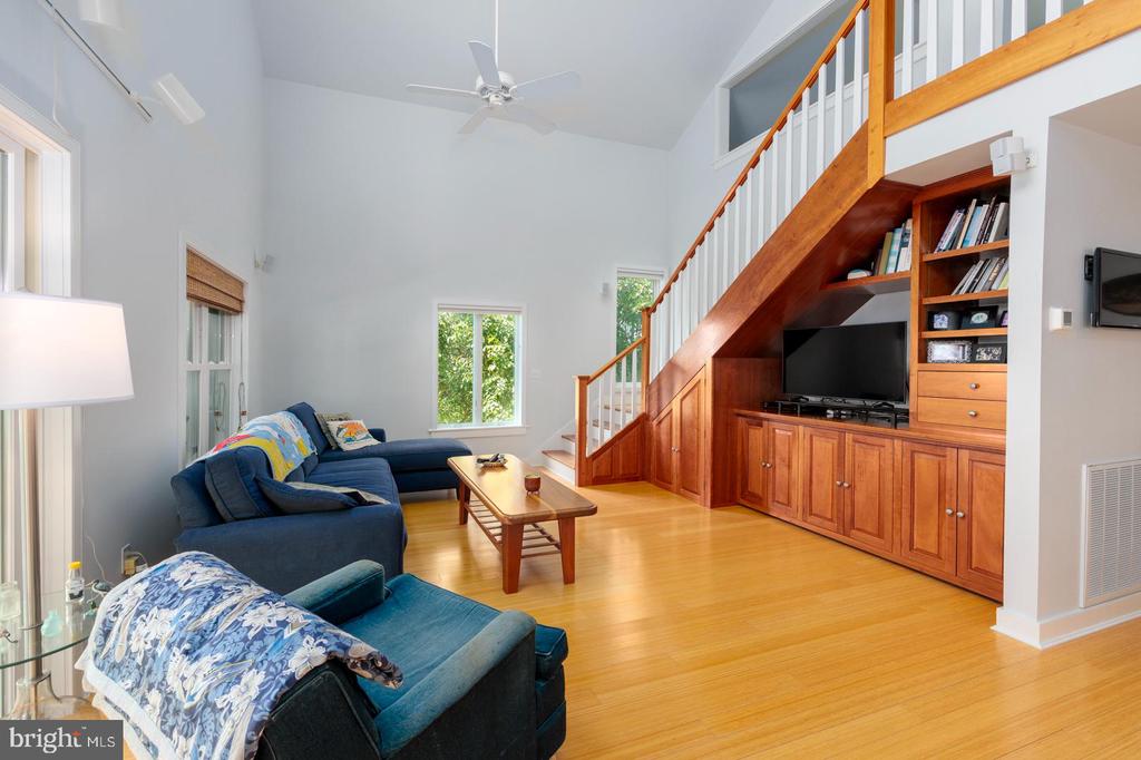 3113 BAY VIEW DRIVE