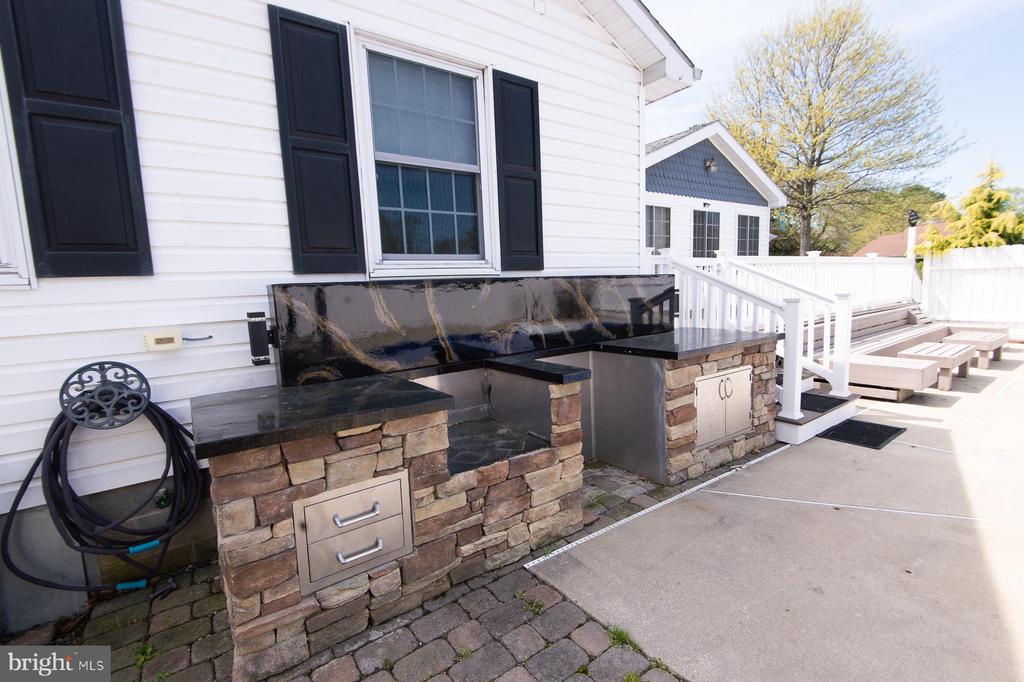 19 HOLLY TERRACE