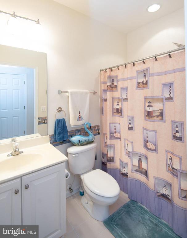 700 CATTAIL COVE Unit: 212