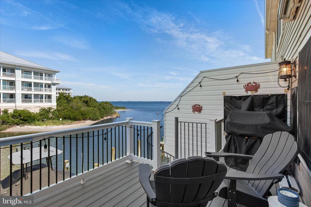 121 70TH STREET Unit: 4