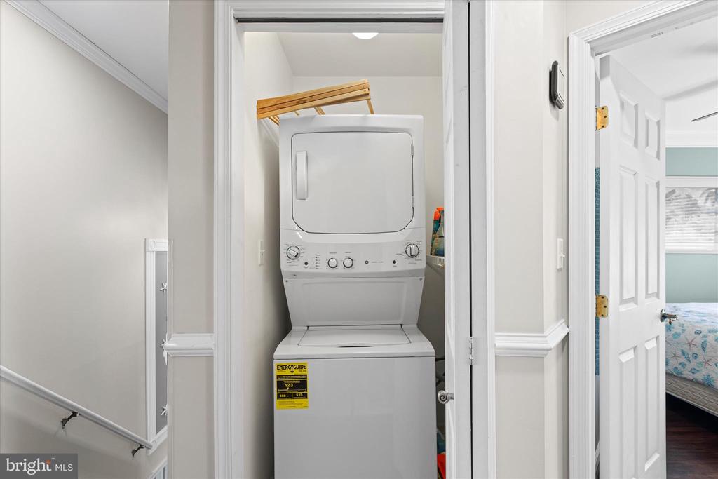 121 70TH STREET Unit: 4