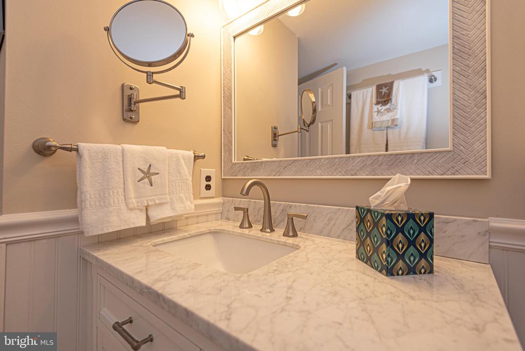3001 ATLANTIC AVENUE Unit: 203