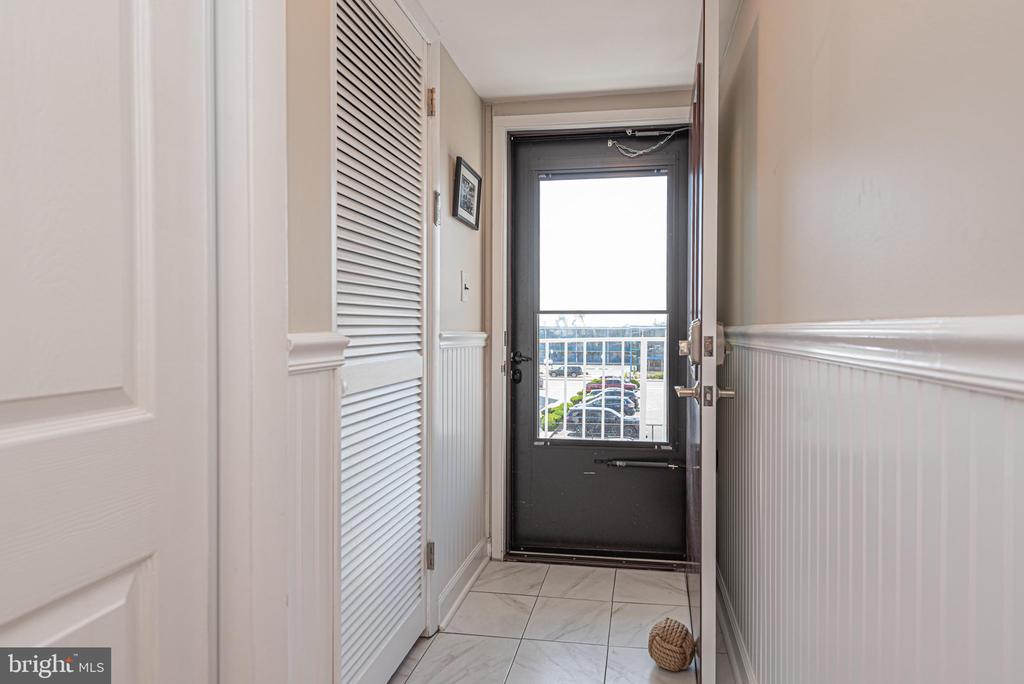 3001 ATLANTIC AVENUE Unit: 203