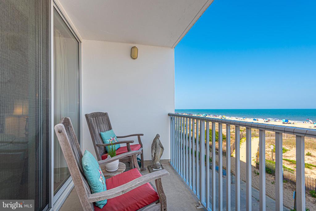3001 ATLANTIC AVENUE Unit: 203