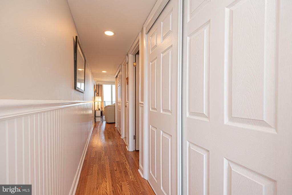 3001 ATLANTIC AVENUE Unit: 203