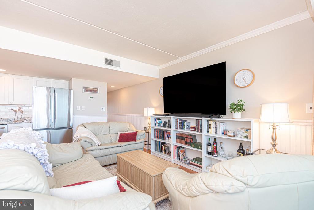 3001 ATLANTIC AVENUE Unit: 203