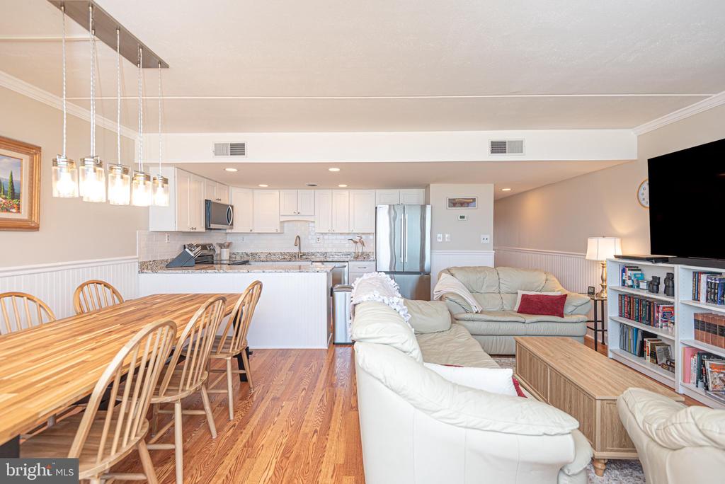 3001 ATLANTIC AVENUE Unit: 203