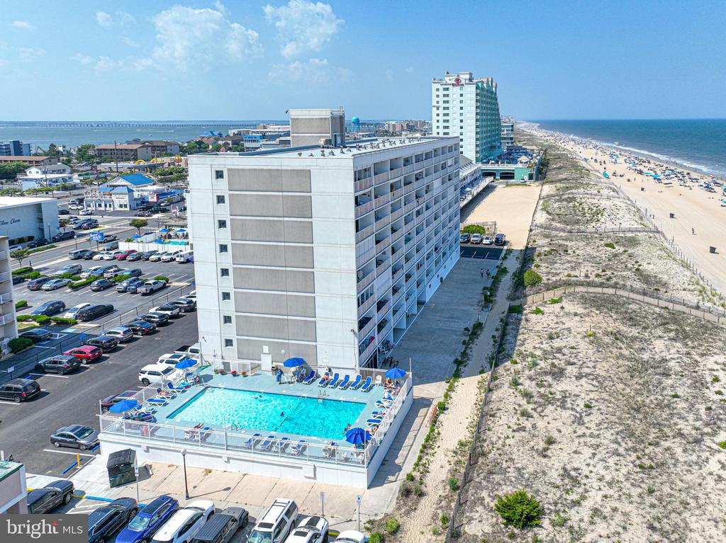 3001 ATLANTIC AVENUE Unit: 203