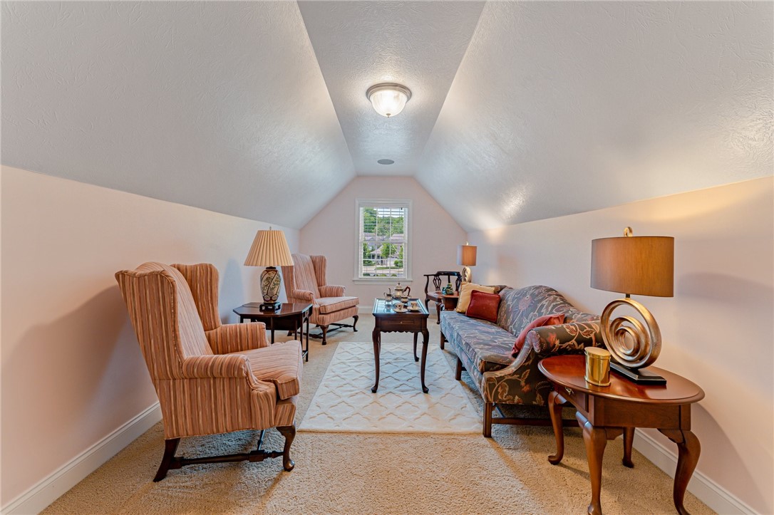 1101 Shinnecock Ct