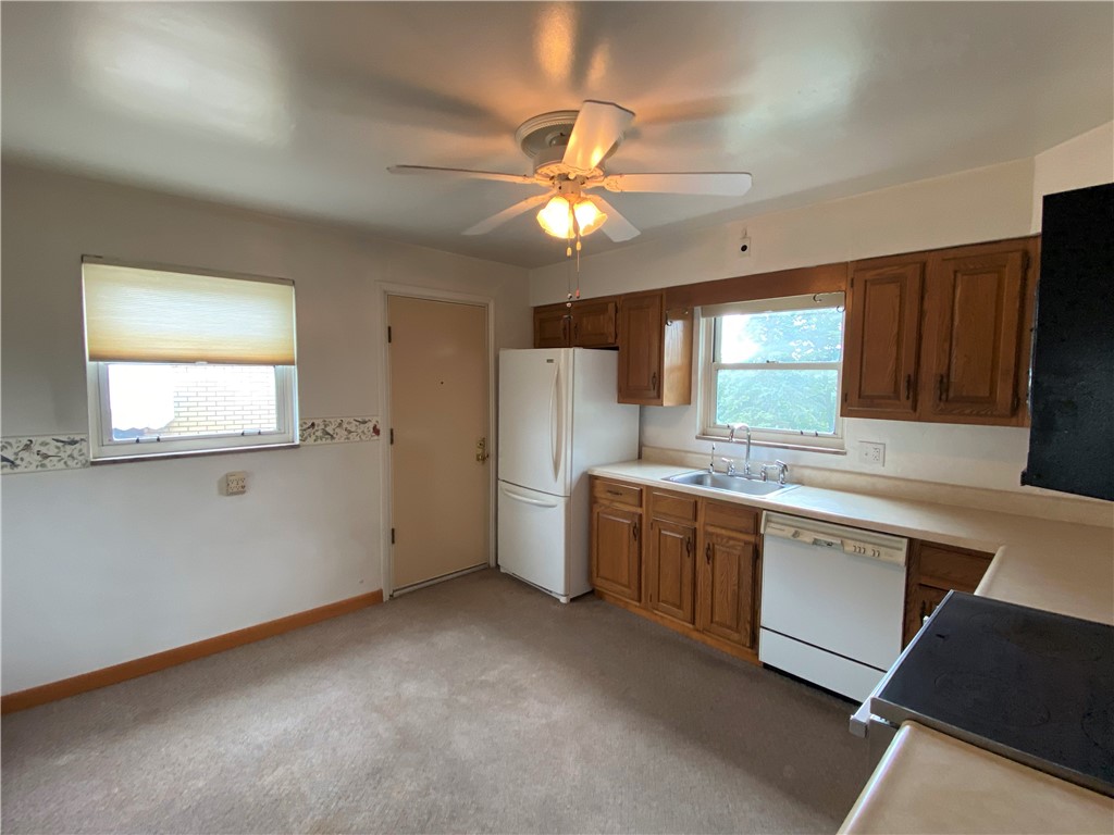 406 Irwin Ln