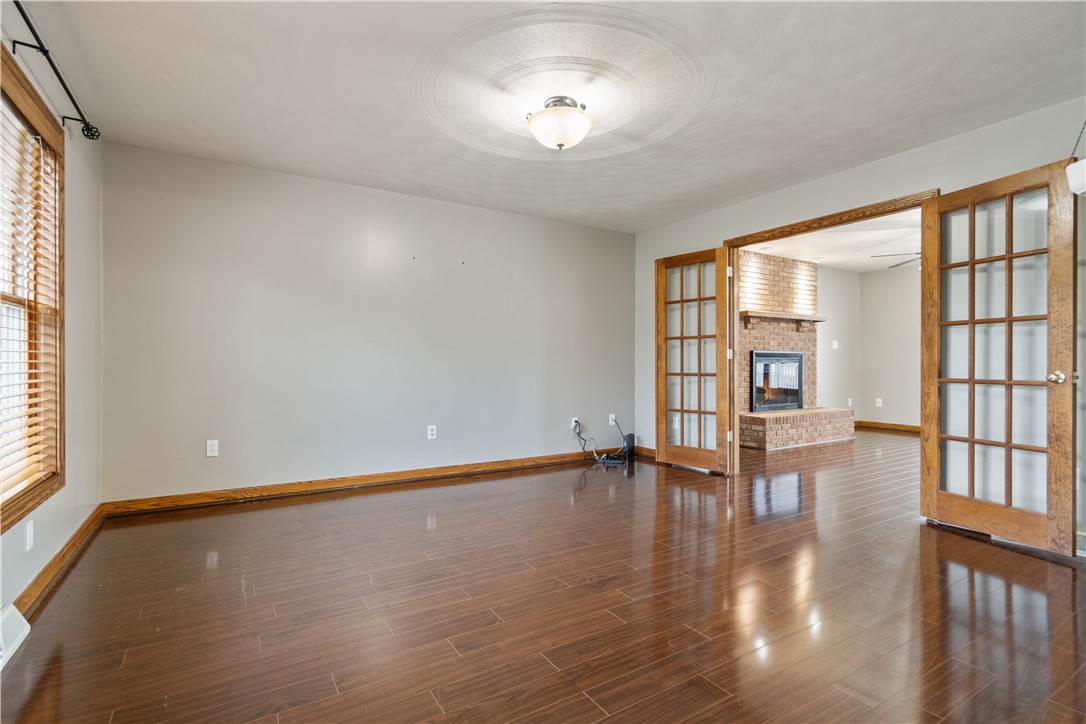 103 Mirage Ct