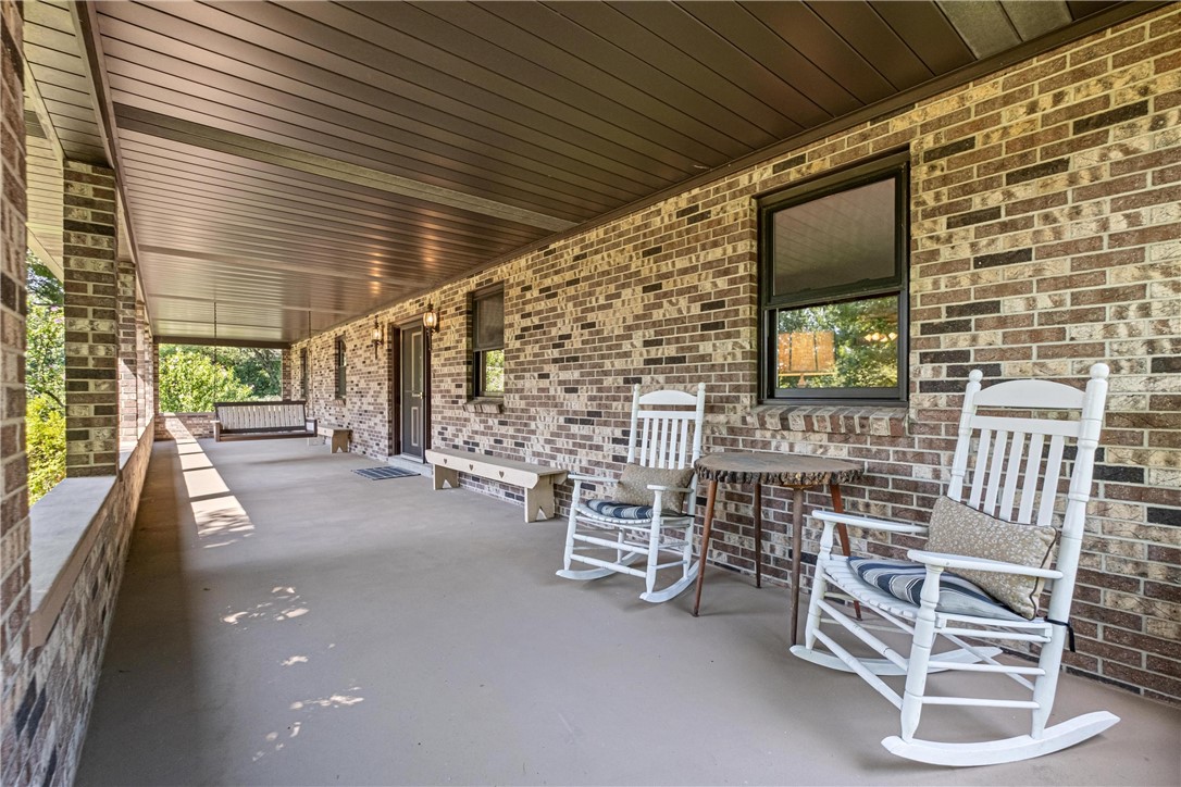 285 Rochester Rd