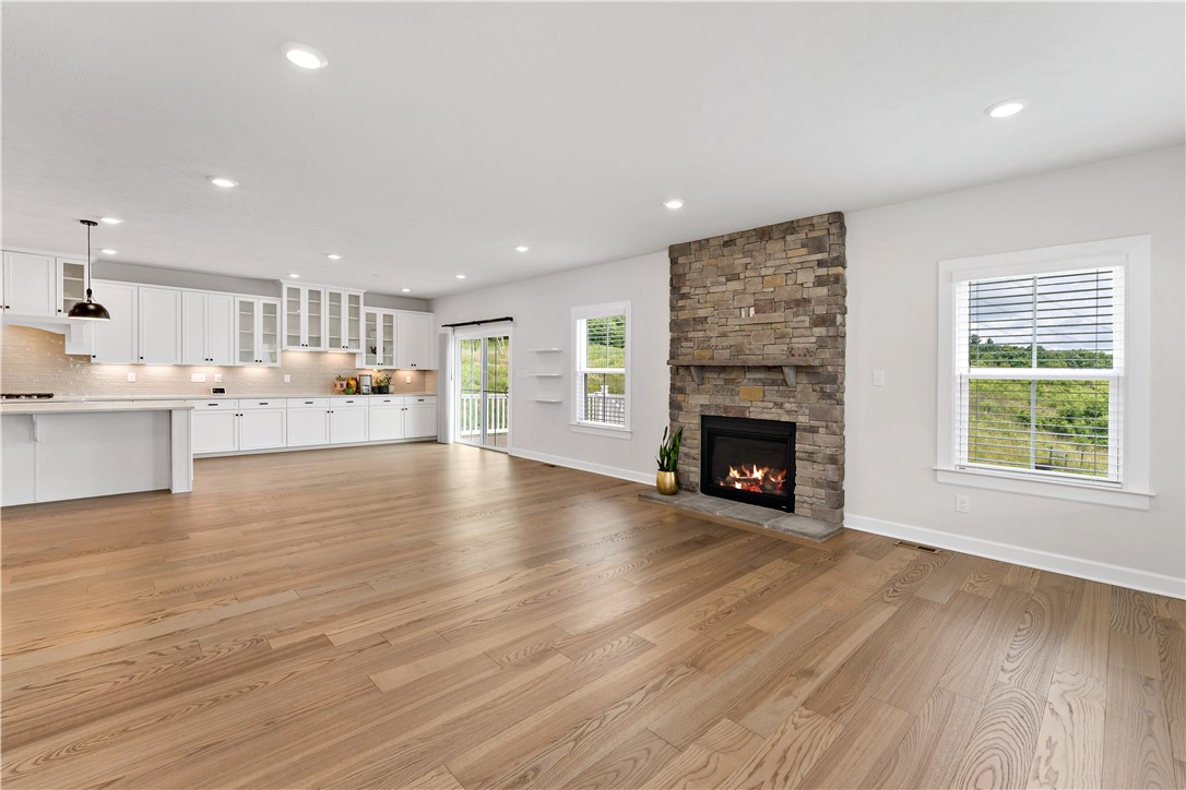 107 Abigail Dr