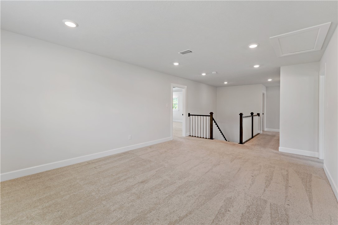 107 Abigail Dr