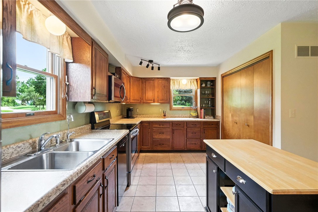 103 Allen Dr