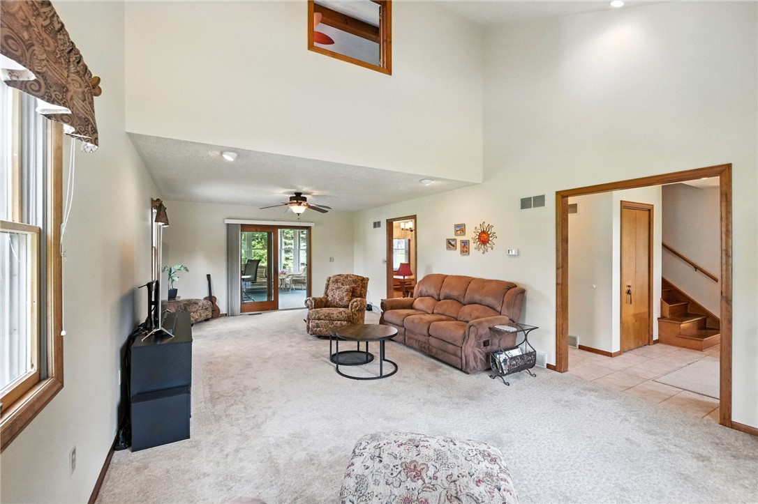 103 Allen Dr