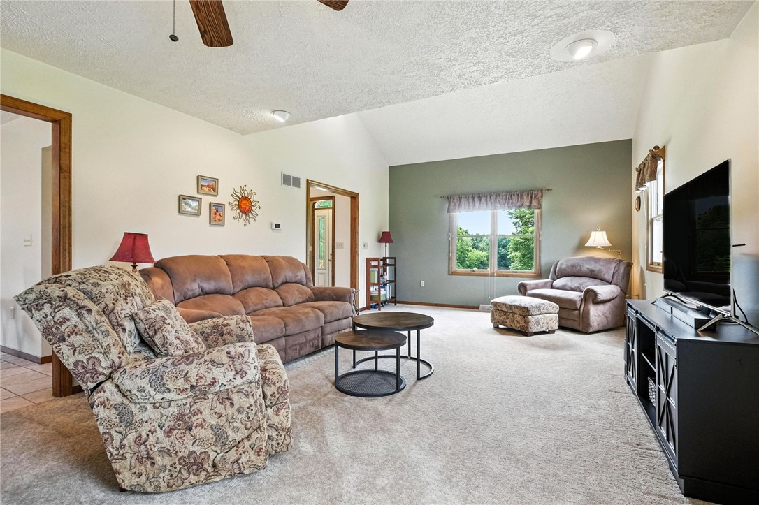 103 Allen Dr