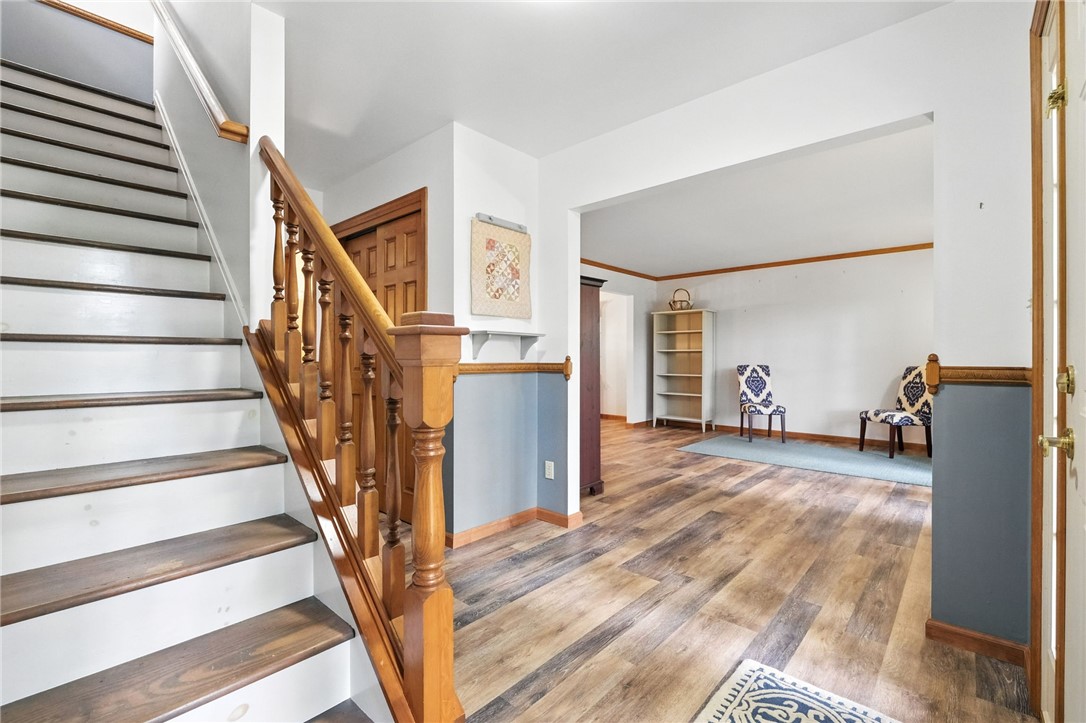 104 Moore Rd
