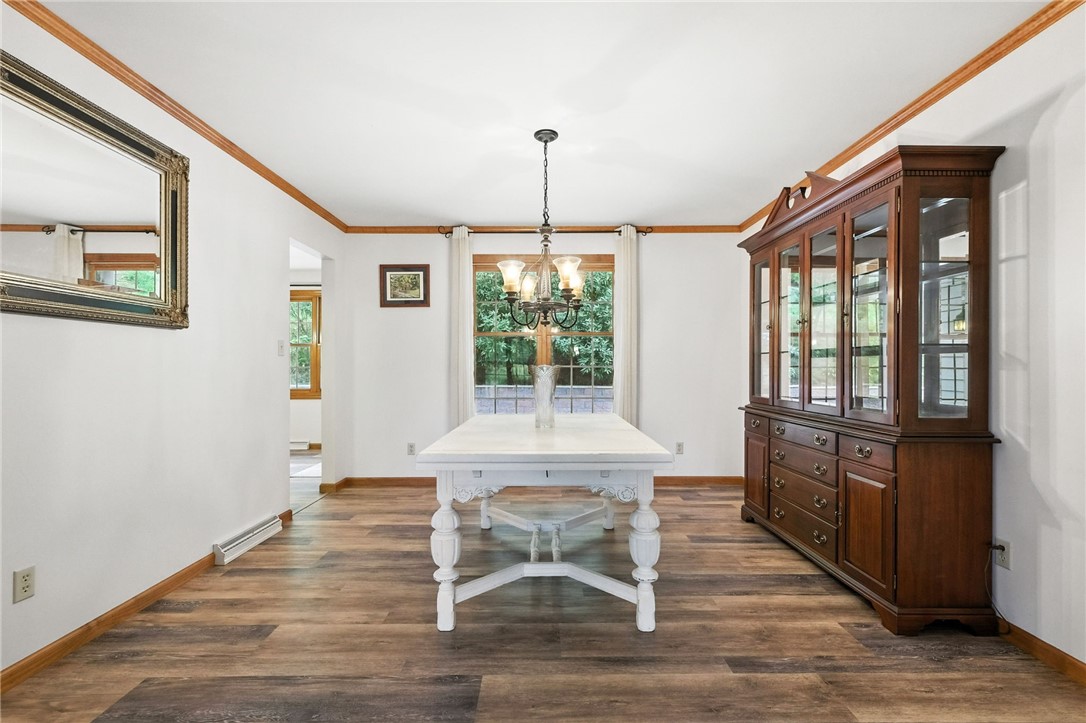 104 Moore Rd