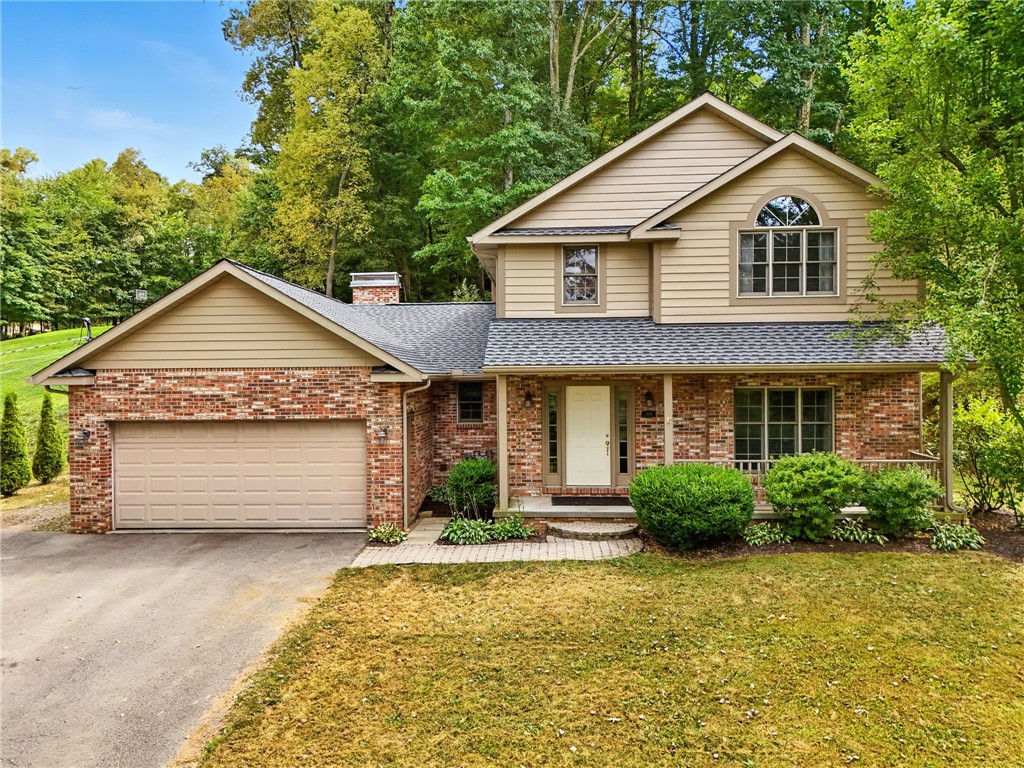 104 Moore Rd