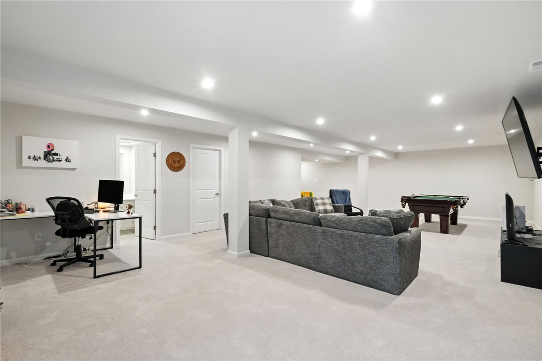 3003 Humbolt Pl