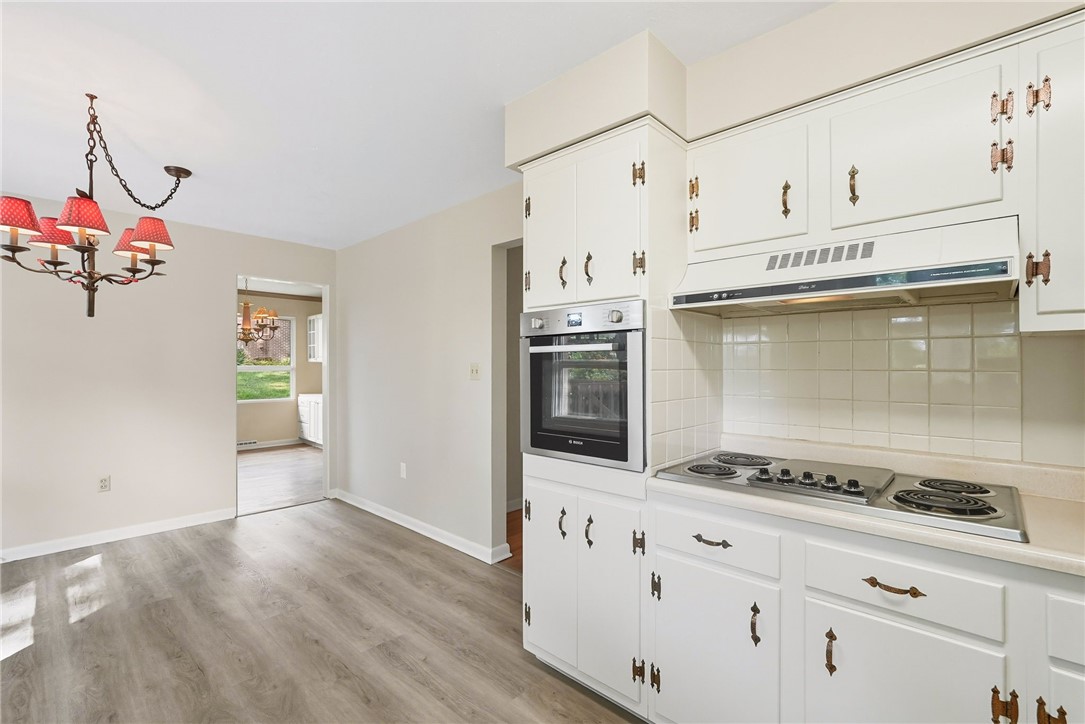 126 Meadowbrook Rd