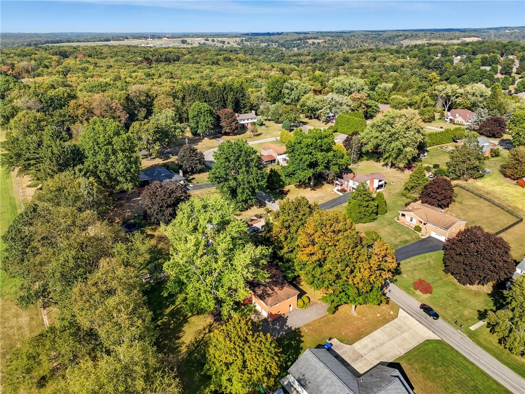 126 Meadowbrook Rd