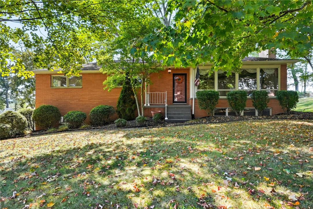 126 Meadowbrook Rd