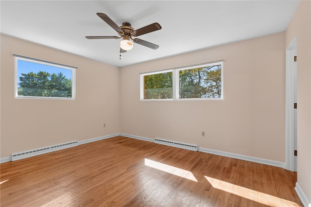 126 Meadowbrook Rd