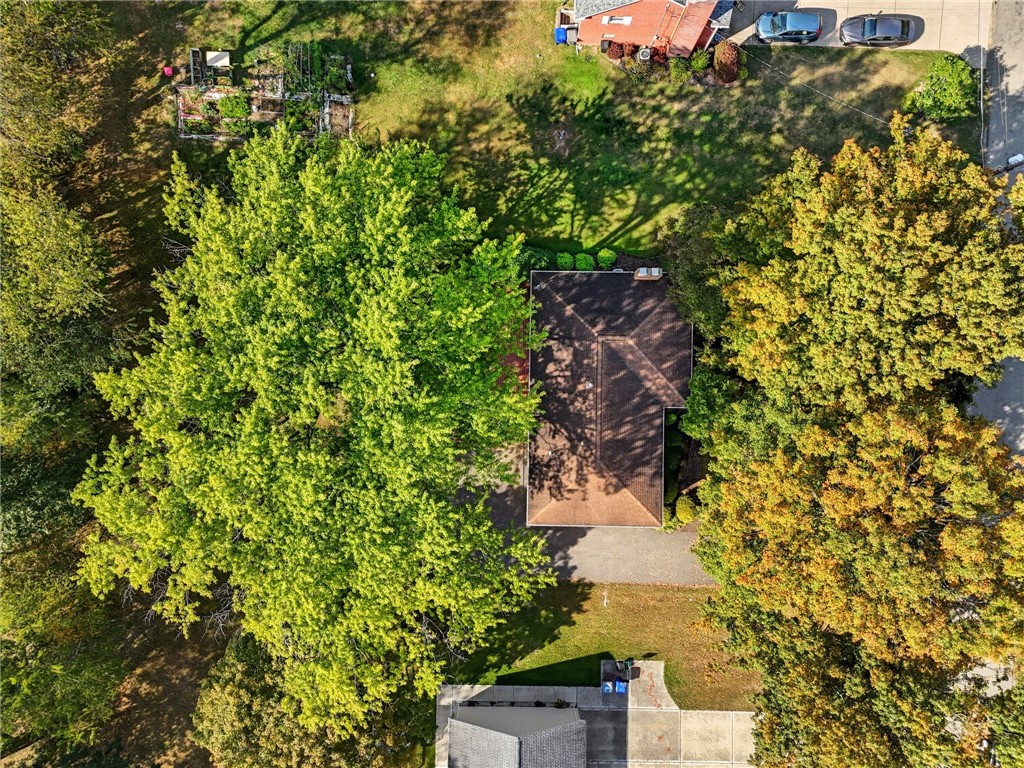 126 Meadowbrook Rd