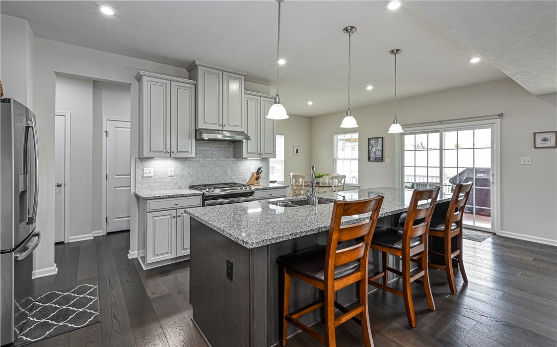 3036 Eagle Ridge Dr