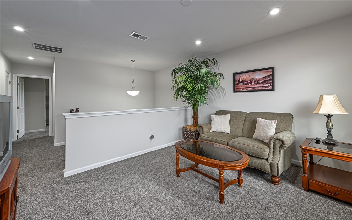3036 Eagle Ridge Dr