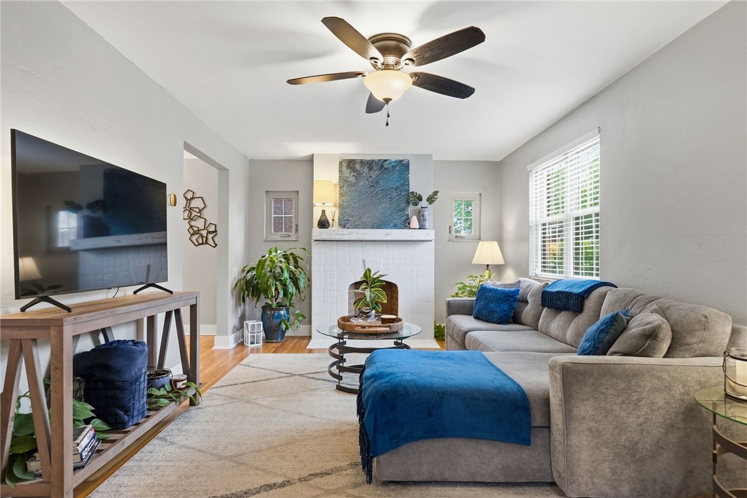 110 Orchard Sq
