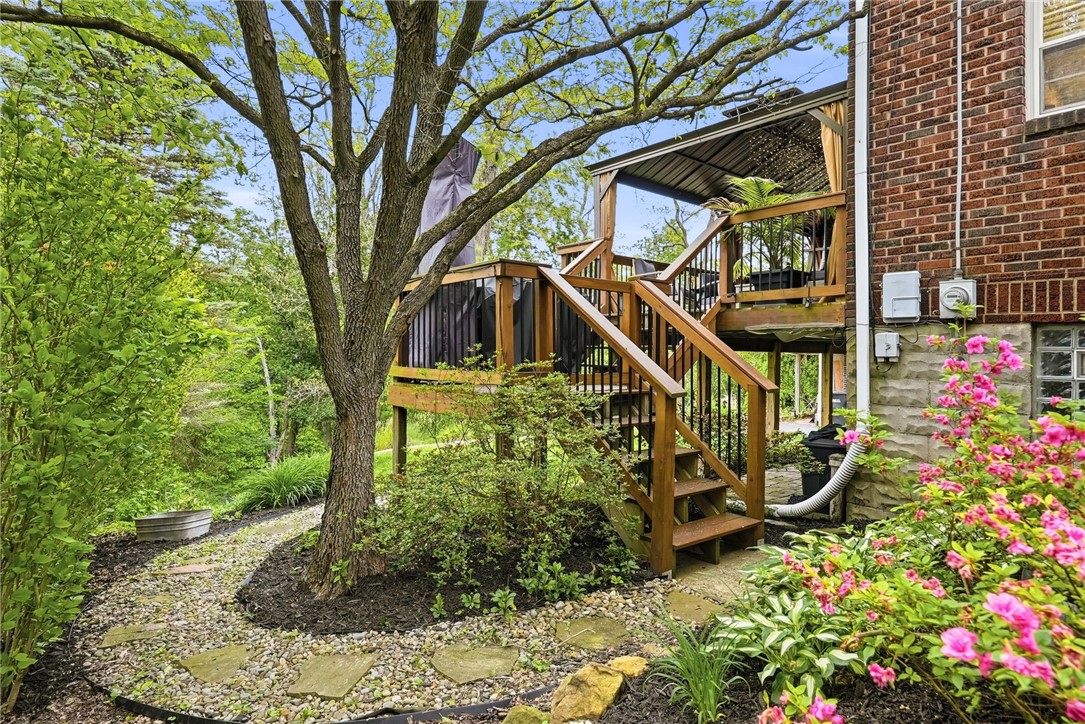 110 Orchard Sq