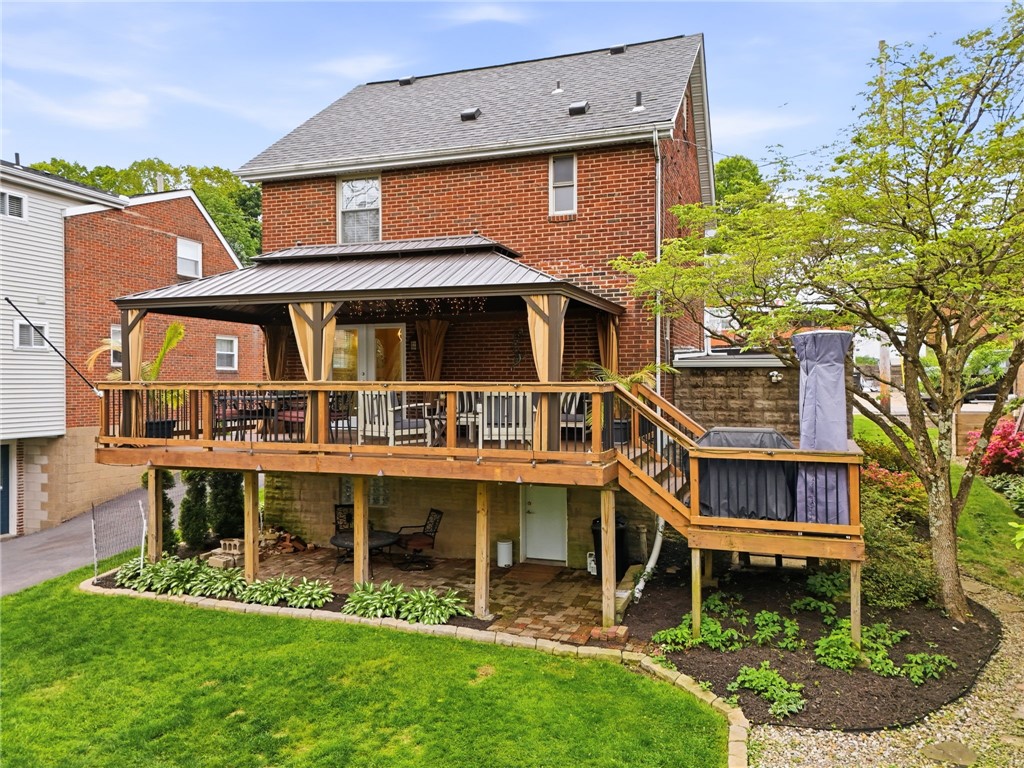 110 Orchard Sq