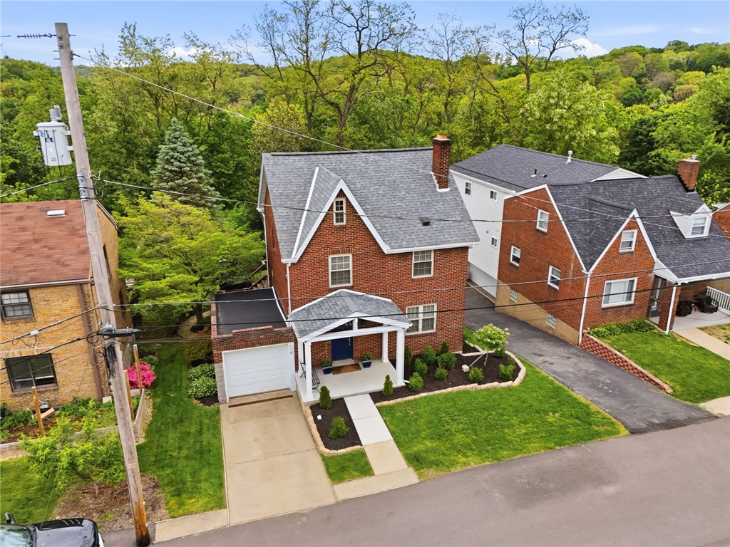 110 Orchard Sq