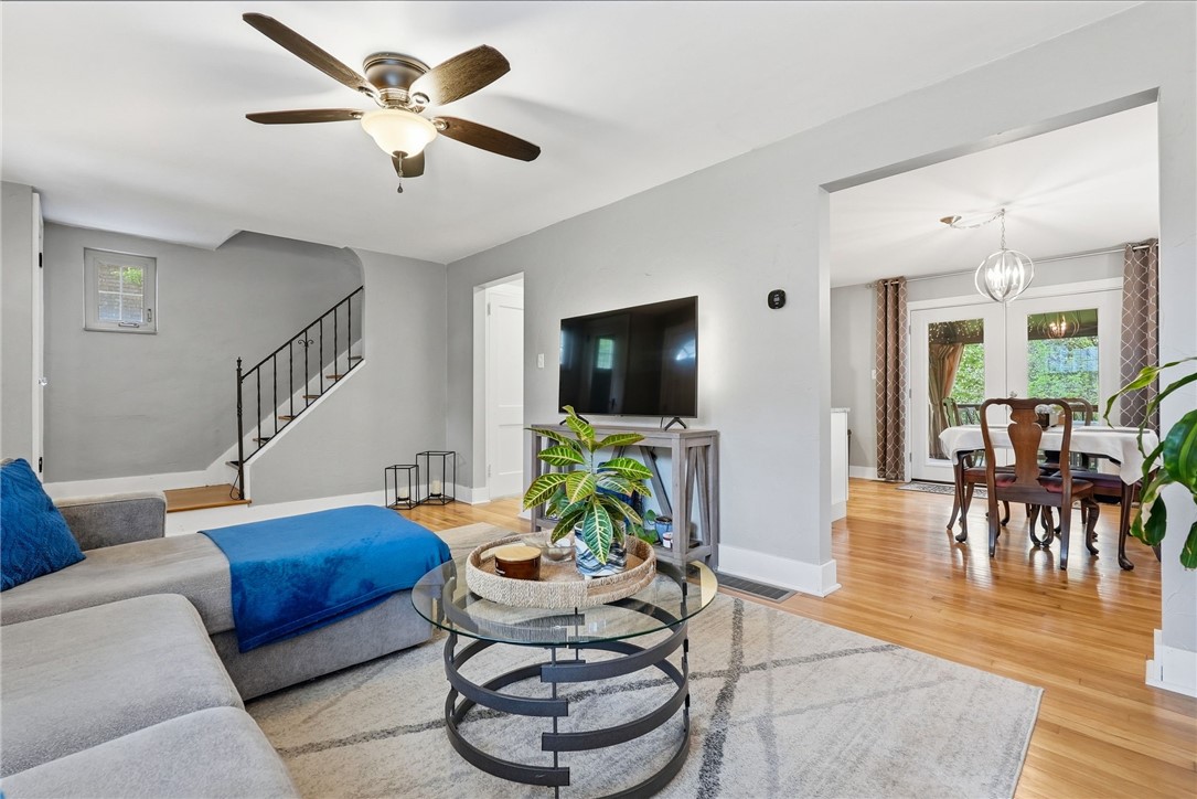 110 Orchard Sq