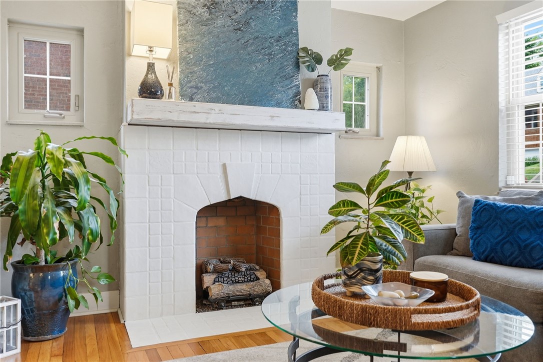 110 Orchard Sq