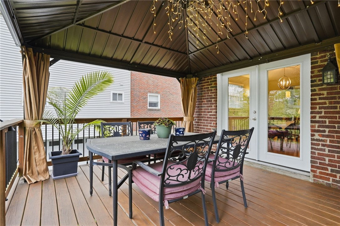 110 Orchard Sq