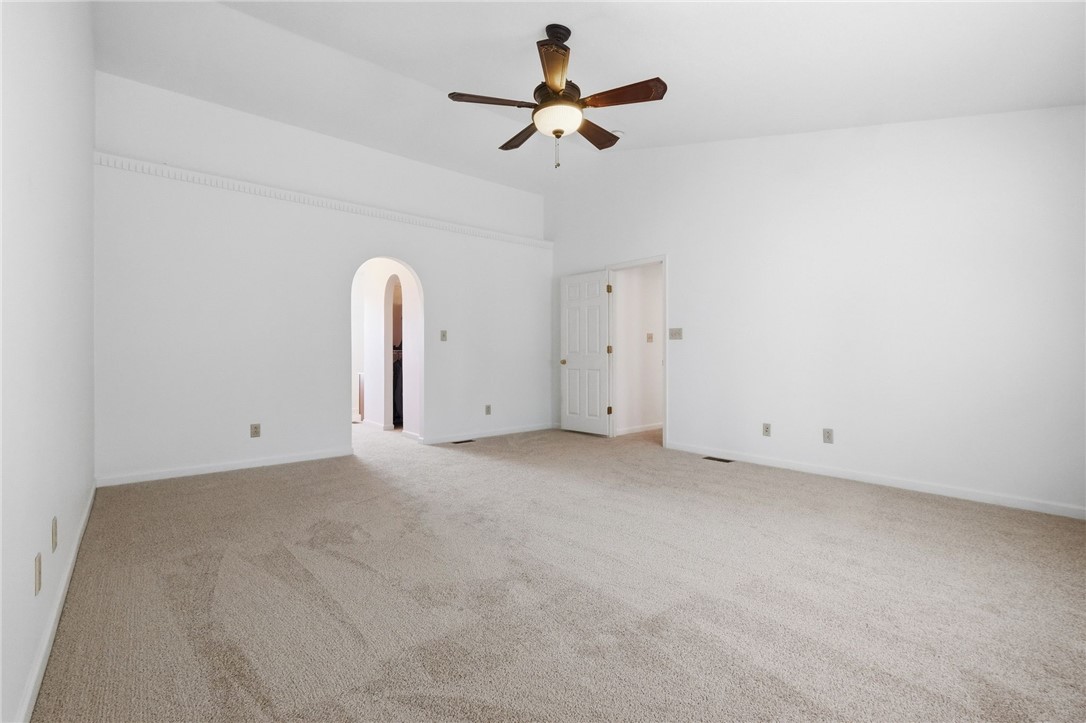222 Macduff Ct