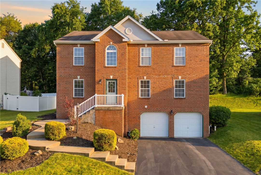 222 Macduff Ct