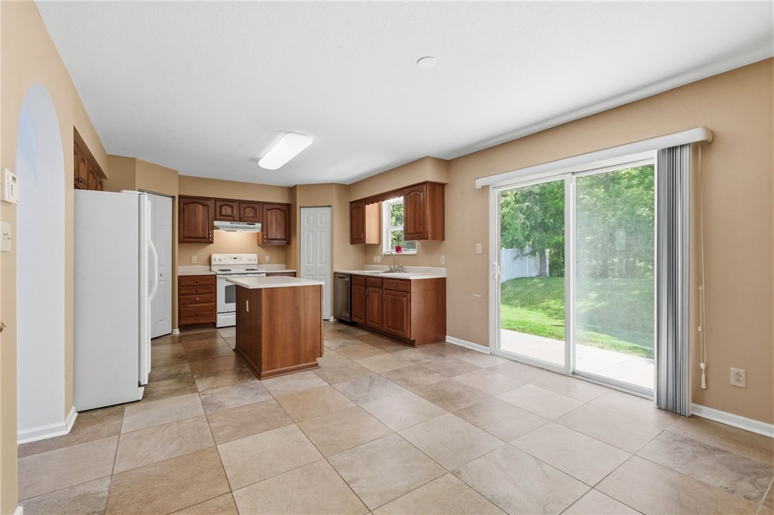 222 Macduff Ct