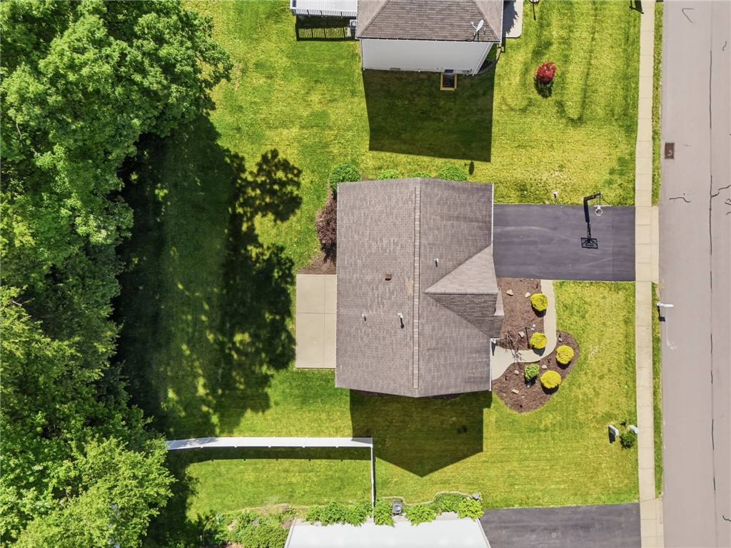 222 Macduff Ct