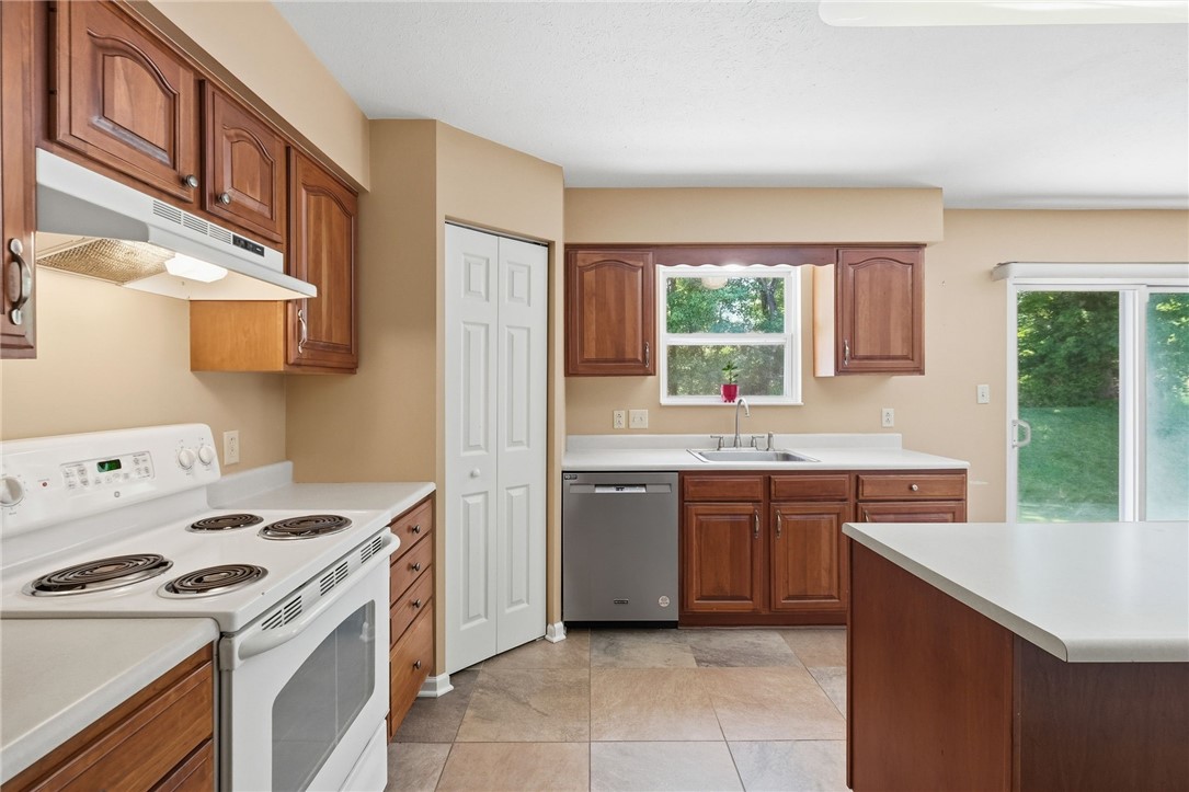 222 Macduff Ct