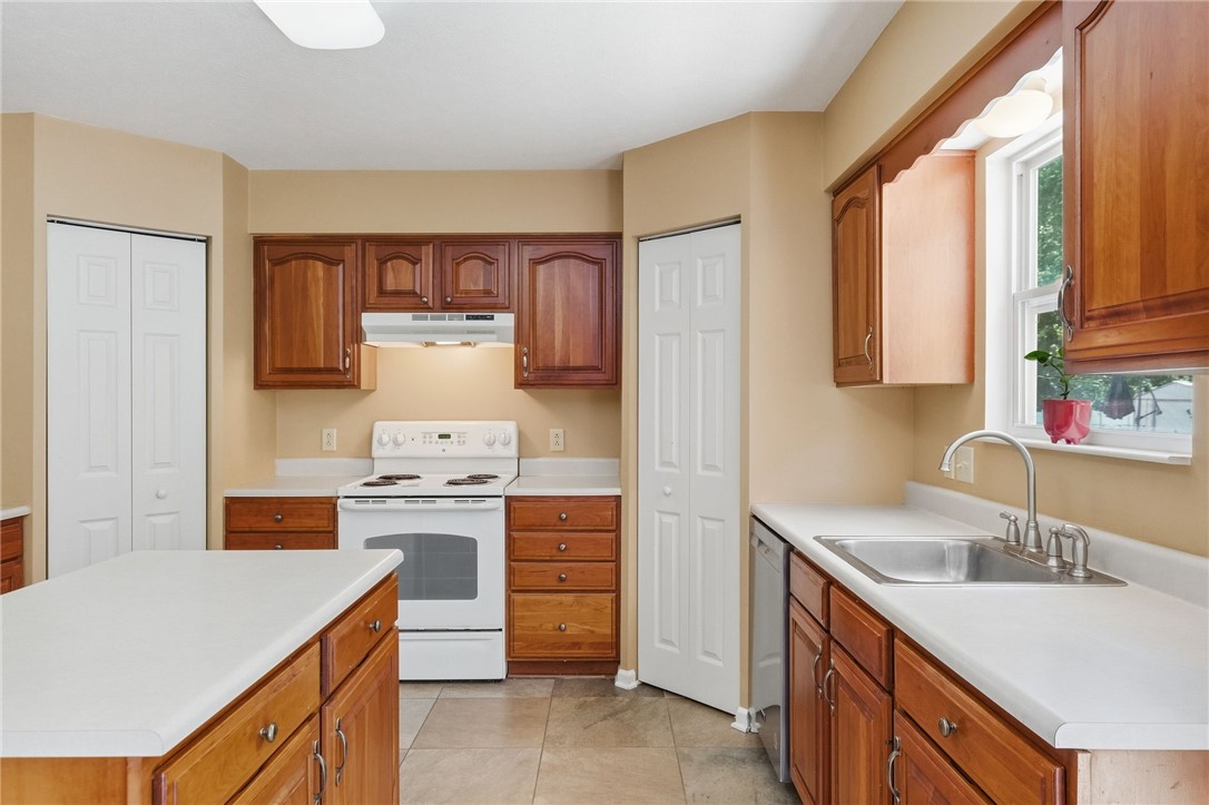 222 Macduff Ct