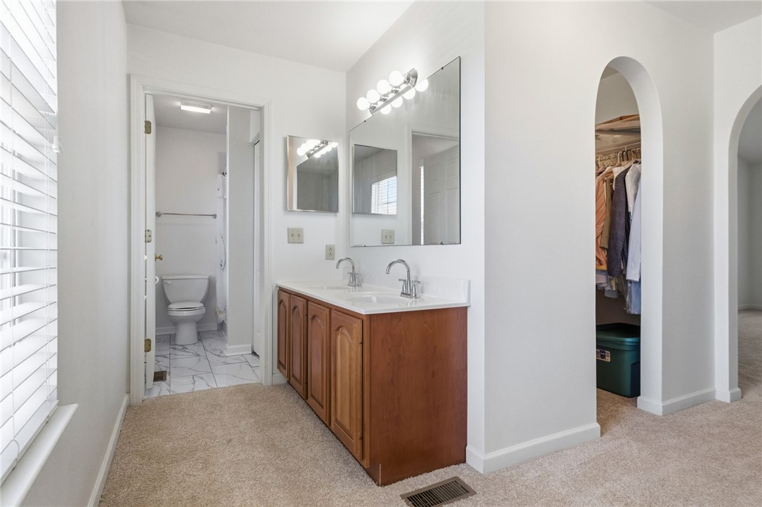 222 Macduff Ct