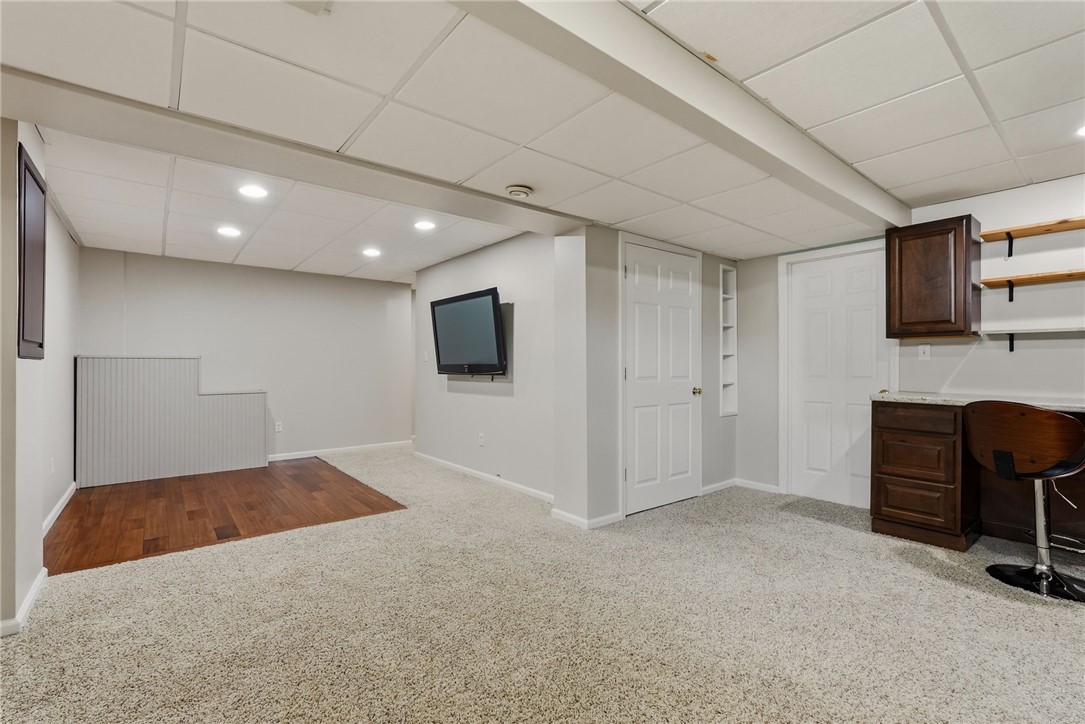 1805 Pioneer Dr