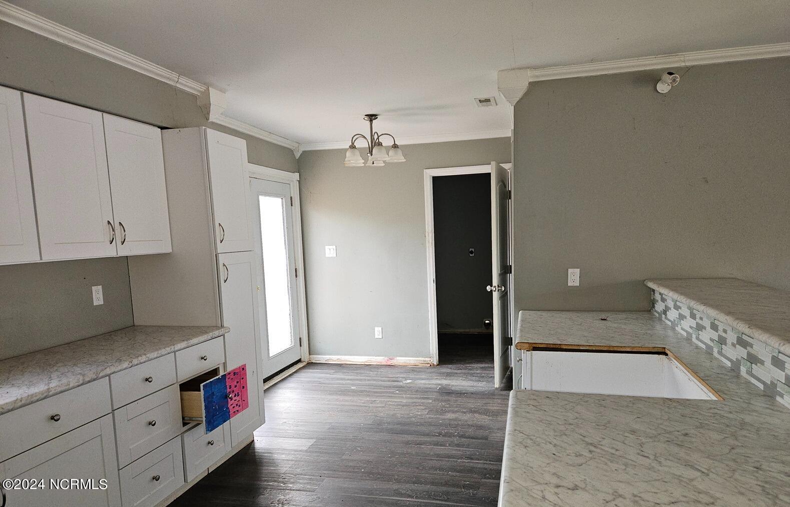 6019 E Red Oak Court